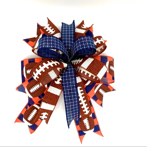 💥💥SOLD OUT💥💥Fall Football Bow for Wreath - Picture 3 of 4